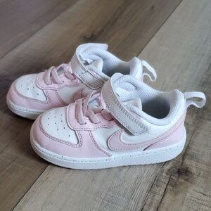 Toddler nike